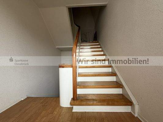 Treppenaufgang zum Spitzboden