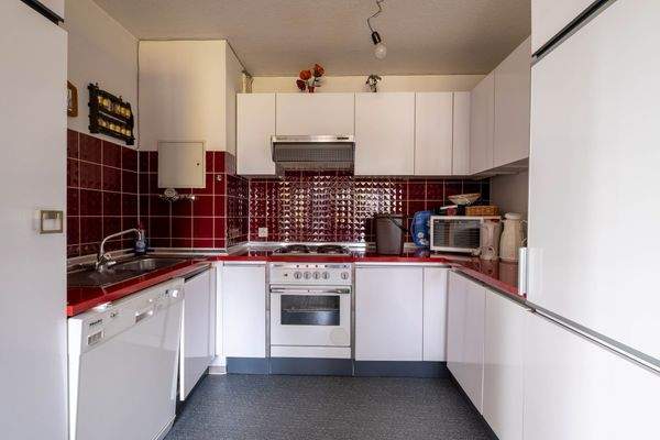 Küche bei Essbereich