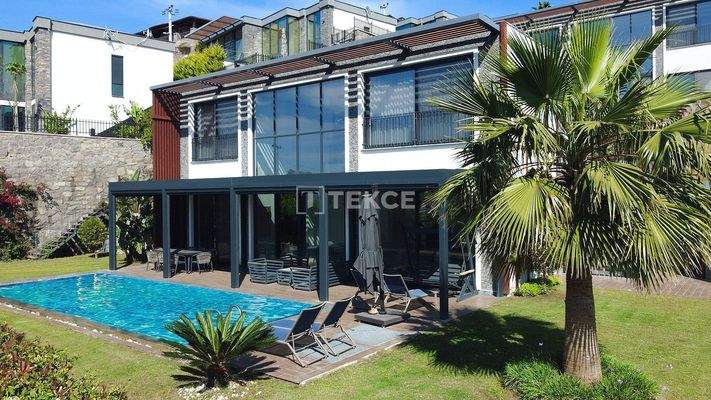 House with Sea Views and Private Pool in Bodrum Yalıkavak