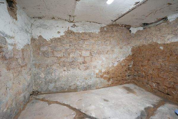 Kellerraum (Sandstein)