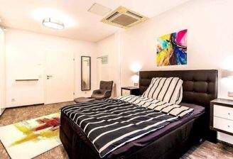 1 Die Zimmeransicht (1).jpg