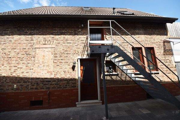 2 Wohnungen 2 Eingänge