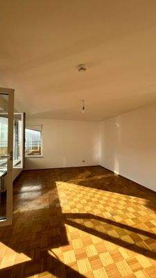 Helle Wohnung mit Parkettboden