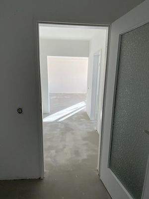 9F00B465-F836-4EB8-A4B5-2BC8E0E206A9