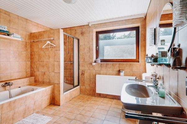 Vollbad mit Tageslicht