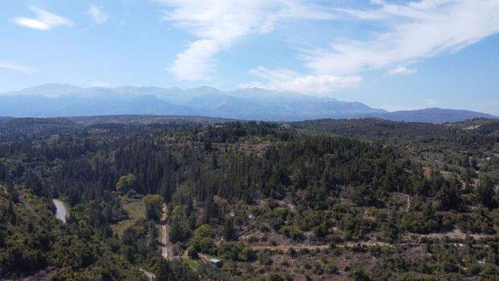 Kreta, Aspro: Grundstück in der Nähe von Almyrida Beach zu verkaufen