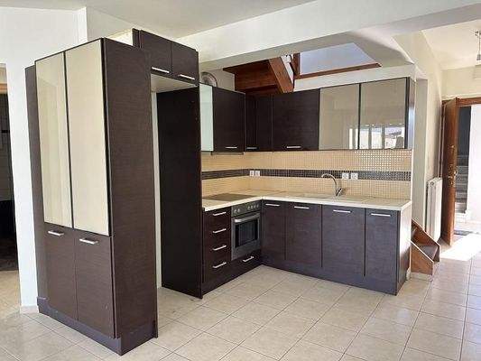 Kreta, Rethymno: 4-Zimmer-Apartment mit Meerblick und Dachterrasse zu verkaufen