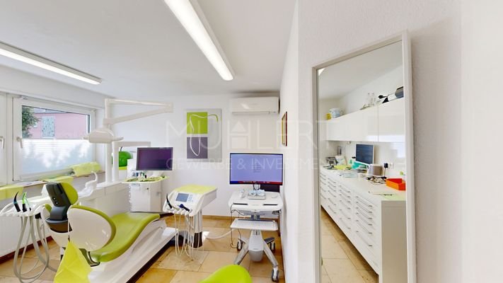 Behandlungszimmer 2