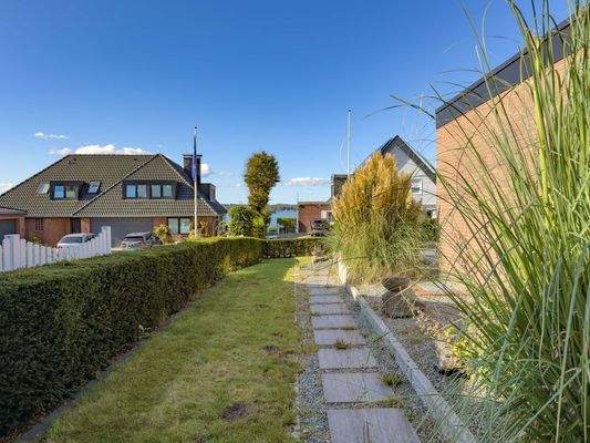 Meerblick zwischen den Häusern