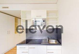 Moderne Pantryküche