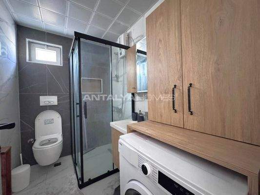 1-Bedroom Flat near Daily Amenities in Antalya Muratpaşa