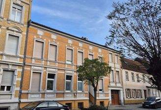 Haus- Straßenansicht