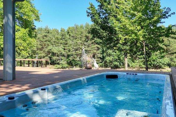 Swimspa mit Ausblick