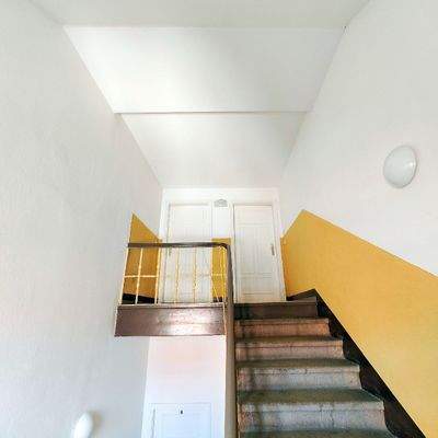 Treppenhaus mit Geländer