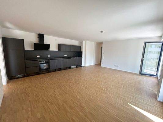 Wohnen mit Kochbereich + EBK