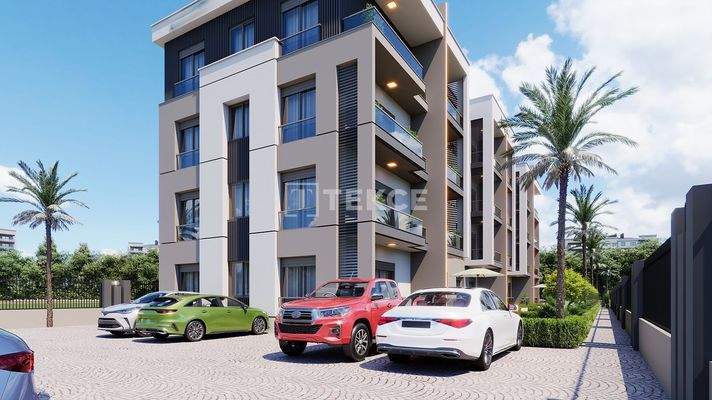 South-Facing Apartments in a Complex with Pool in Antalya Altıntaş