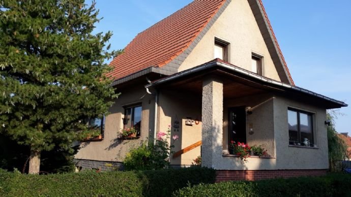 VON PRIVAT - Pasewalk - beste Lage - Einfamilienhaus ca. 120 m² Wfl - Vollkeller - Wintergarten - Nebengebäude - ca. 900 m² EL