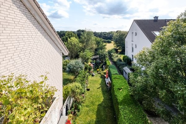 Leverkusen - Holzer Wiesen 13 - Aussicht 1