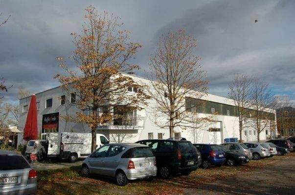 Beste Lage am Bahnhof - ausr. Parkmöglichkeiten