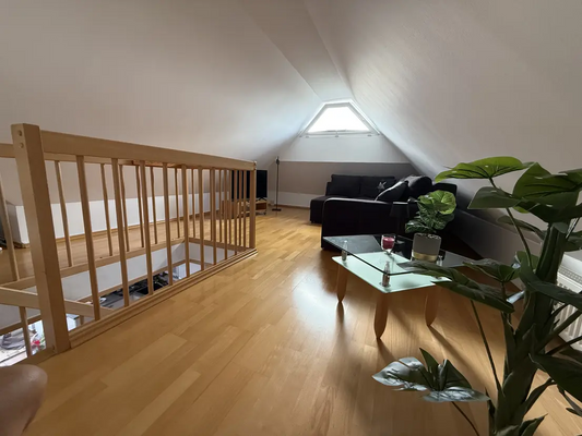 d9275535-8f84-40c9-9e84-296f9eb24833-1925075088