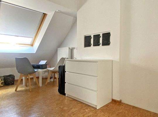 Durchgangszimmer im Dachgeschoss