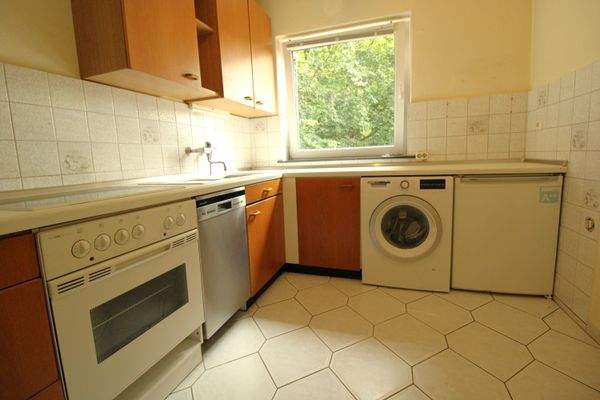 Waschmaschine, Geschirrspüler usw....alles vorhand