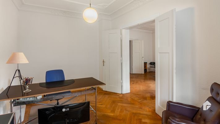 Büro 1