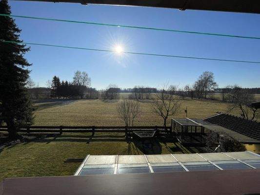 Südbalkon mit freiem Blick