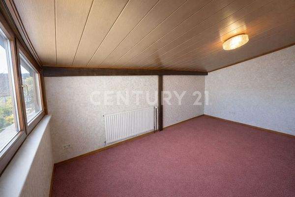 Zusätzliches Zimmer über der Garage