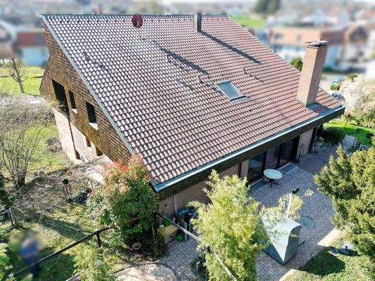 Blick hinter das Haus