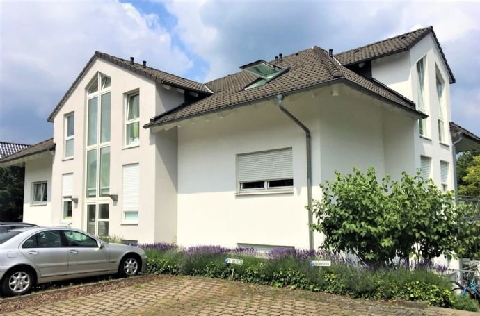 Kapitalanlage: Vermietete 3-Zimmer-DG-Wohnung in Bad Vilbel