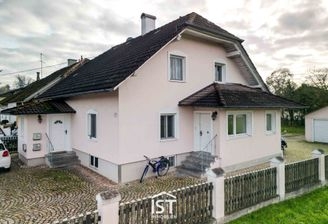 Mehrparteienhaus mit drei Wohnungen