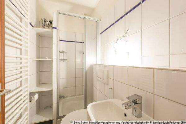 27 Duschbad