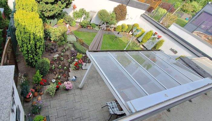 Blick in den Garten v. OG.jpg