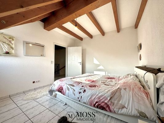 Schlafzimmer DG 