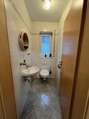 Gäste-WC im Erdgeschoss