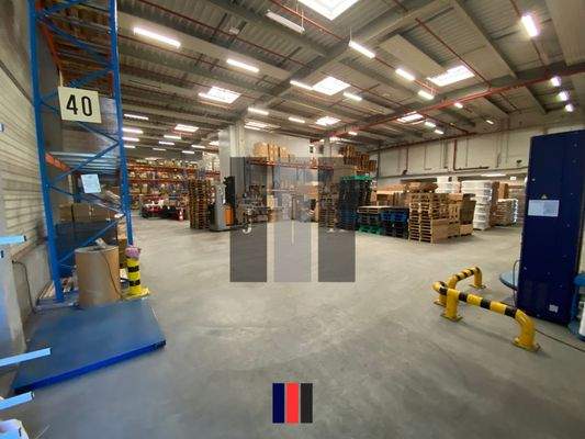 Halle Innenansicht 1