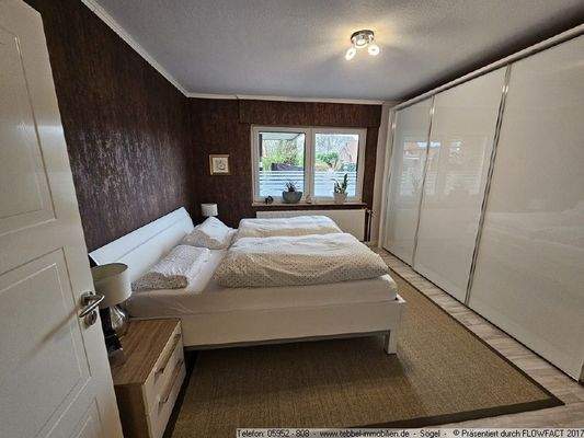 Elternschlafzimmer im Erdgeschoss