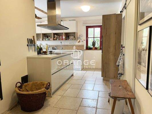 Direkt von der Halle in die Küche