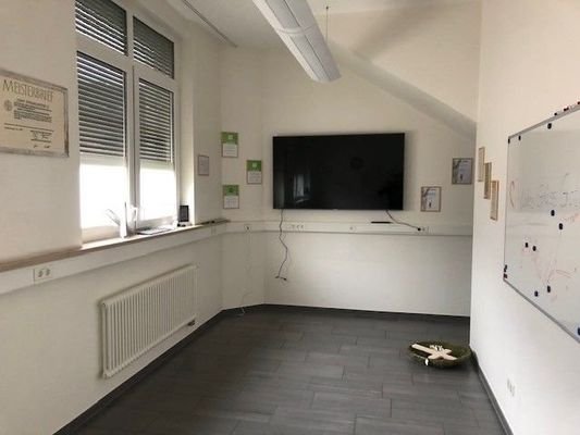 Büro Raum 45.jpg