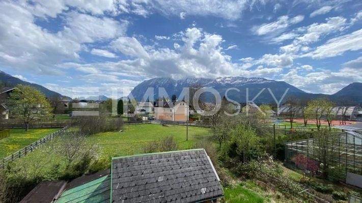 MIT GRIMMING-DIREKTBLICK