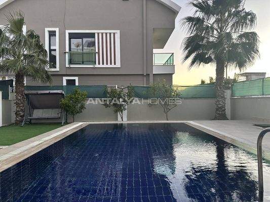 4-Bedroom House with High-Quality Features in Antalya Kadriye
