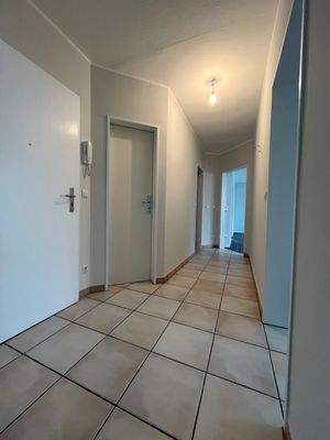 Heller Flur in Wohnung