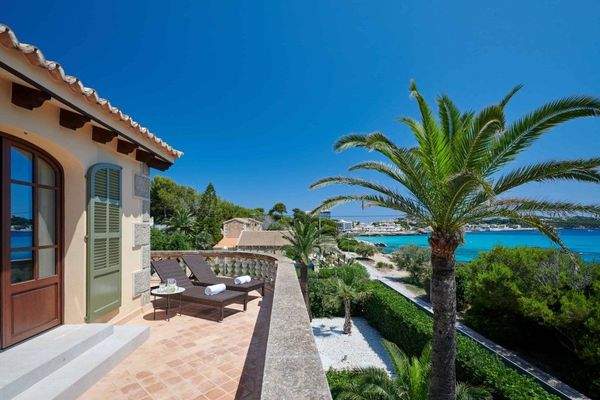 Luxusvilla in erster Meereslinie zu vermieten in Cala Ratjada, Mallorca