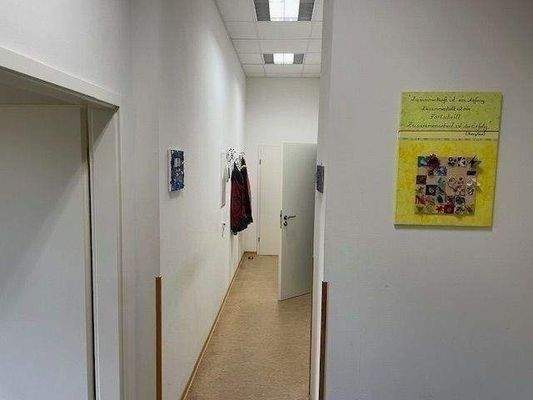 Flur/Diele der Gewerbeeinheit im EG