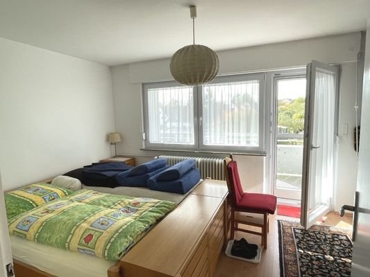 Schlafzimmer mit Balkon