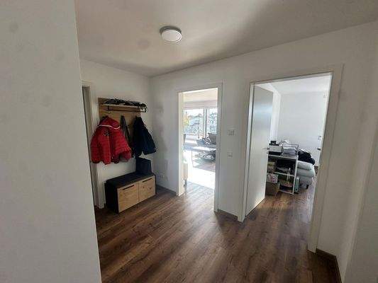 Flurblick Richtung Wohnbereic