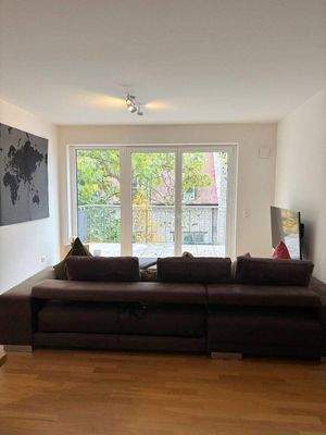 .. hell und freundlich !