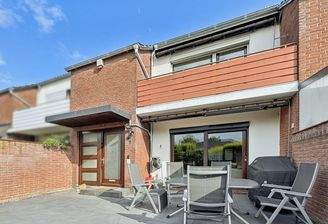 Reihenhaus mit zwei Terrassen 