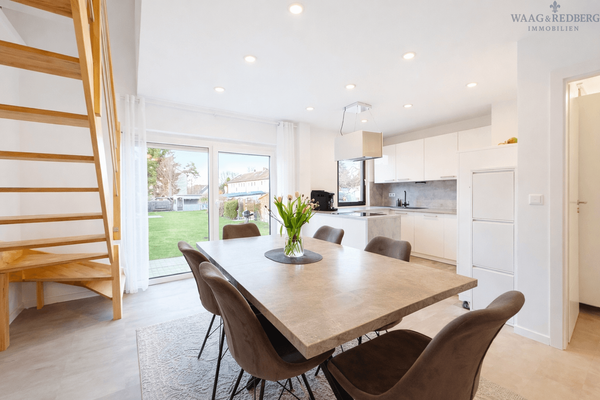 Offene Küche mit Esszimmer